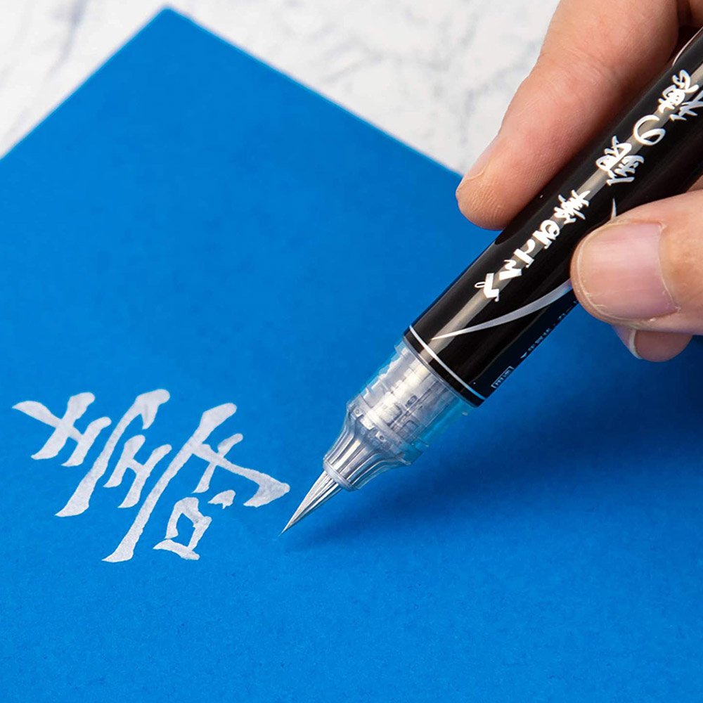 pentel ecset ezust 003